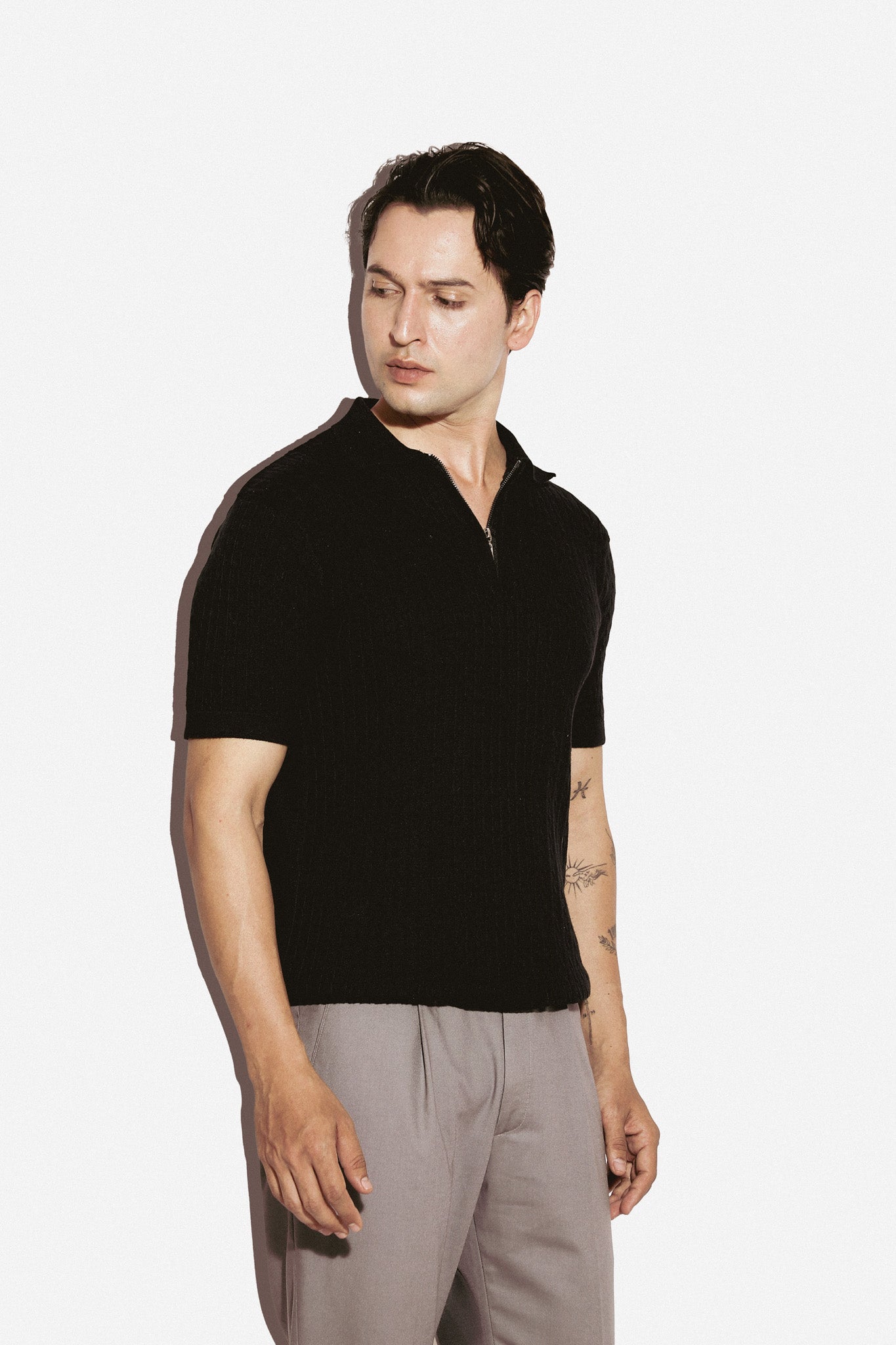 Half sleeved Black cable knit