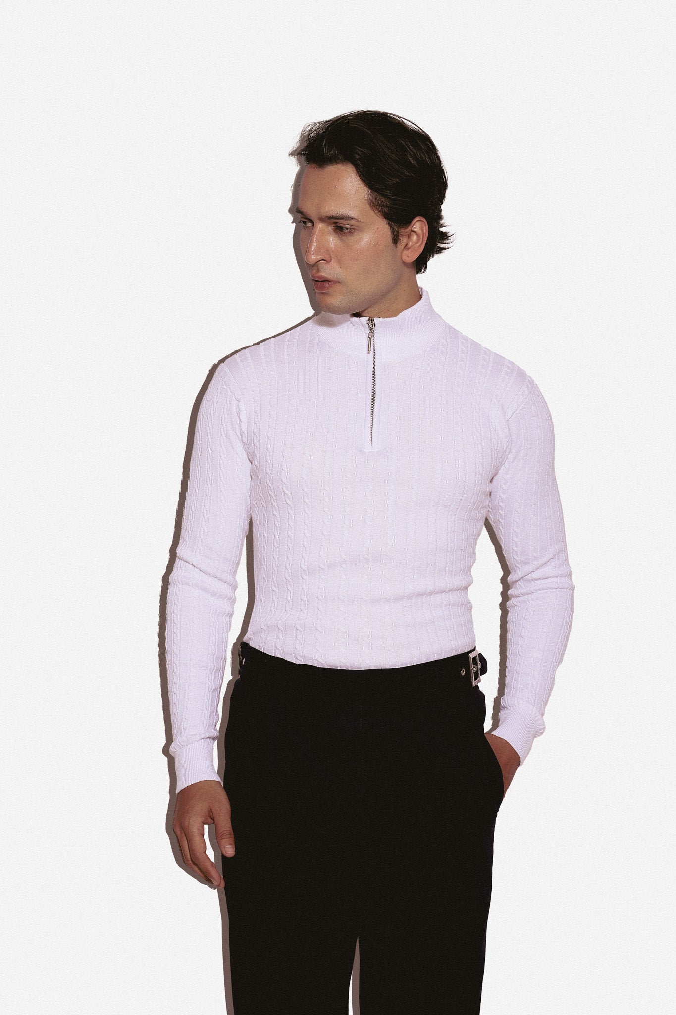 Super white cable knit full sleeves Zipper